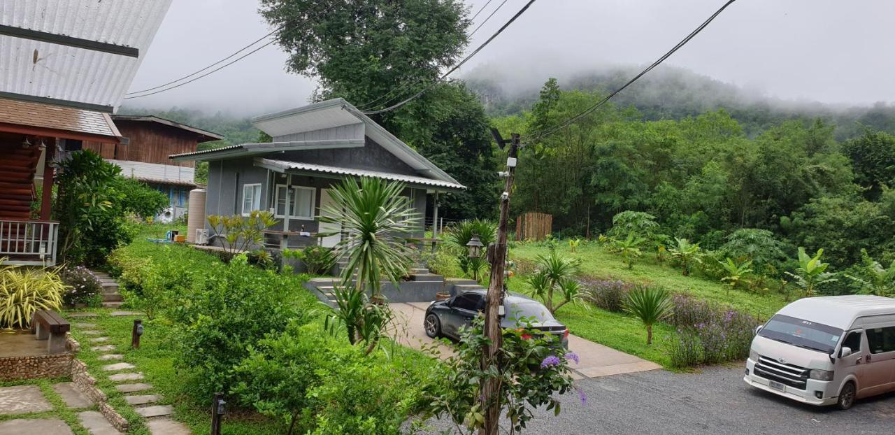 Takaidao Vintage Home Kanchanaburi by Eksteriør bilde